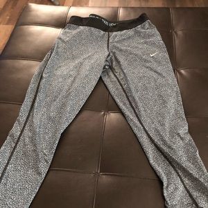 Nike dri fit leggings